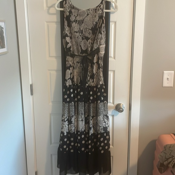 Vintage Jonathan Martin multi patterned dress with crochet bust details. - Picture 5 of 9